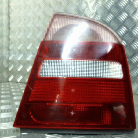 Feu arriere principal droit (feux) SKODA OCTAVIA 1 Photo n°1