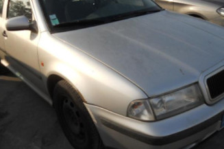 Feu arriere principal droit (feux) SKODA OCTAVIA 1