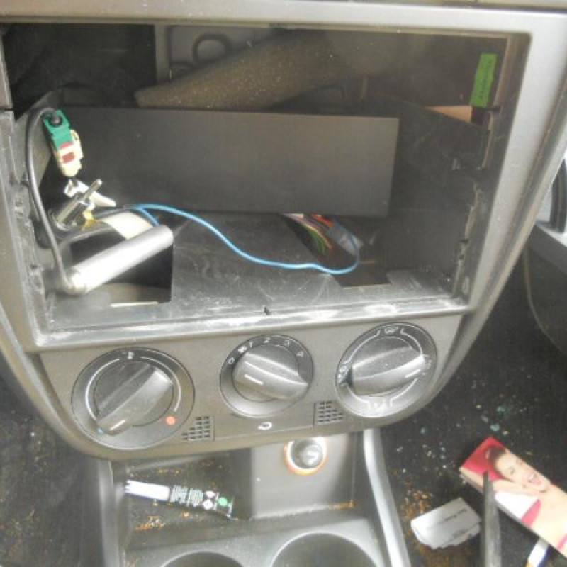 Retroviseur droit VOLKSWAGEN FOX Photo n°10