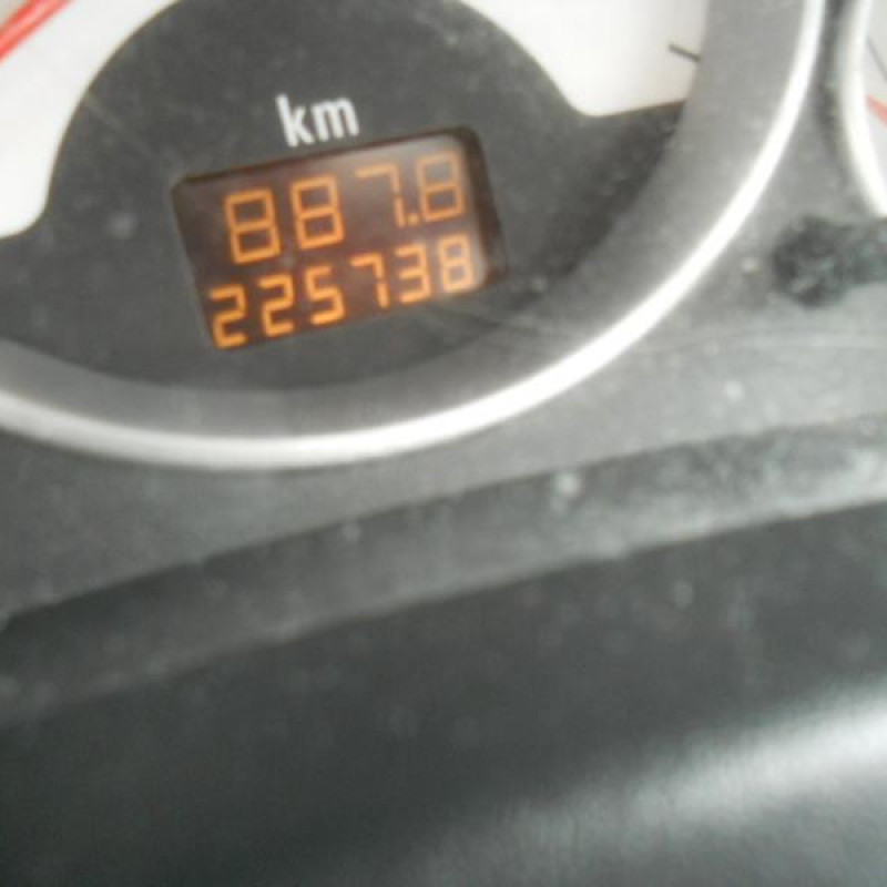 Compresseur clim OPEL CORSA C Photo n°9