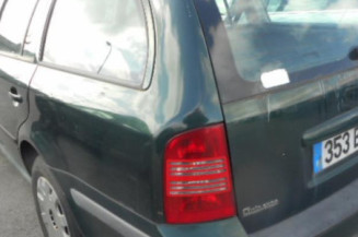 Optique avant principal gauche (feux)(phare) SKODA OCTAVIA 1
