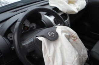 Compresseur clim OPEL CORSA C