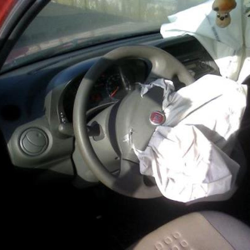 Alternateur FIAT PANDA 2 Photo n°4