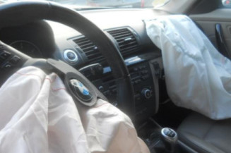 Bras essuie glace avant gauche BMW SERIE 1 E87