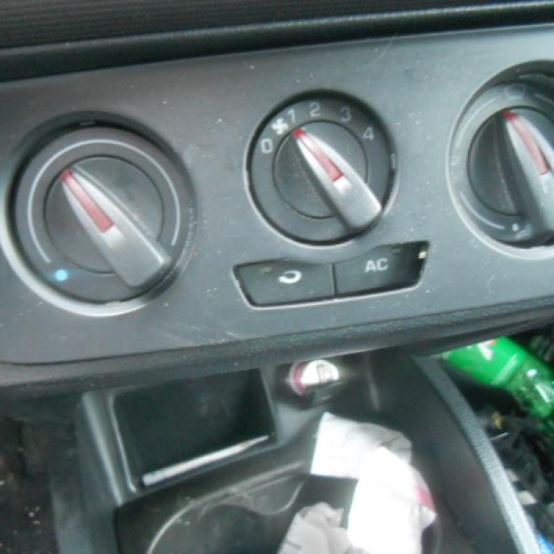 Commande chauffage SEAT IBIZA 4 Photo n°11