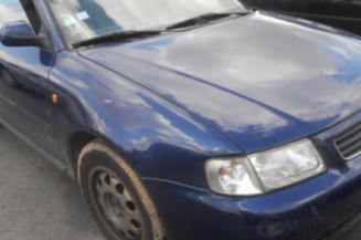 Retroviseur droit AUDI A3 1