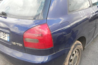 Retroviseur droit AUDI A3 1