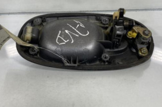 Poignee porte avant droit HYUNDAI TUCSON 1