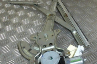 Leve vitre electrique avant droit SUZUKI ALTO 3 Photo n°1