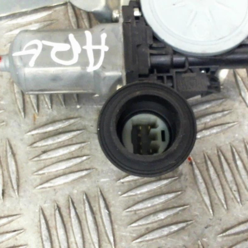 Leve vitre electrique arriere gauche TOYOTA RAV4 3 Photo n°2