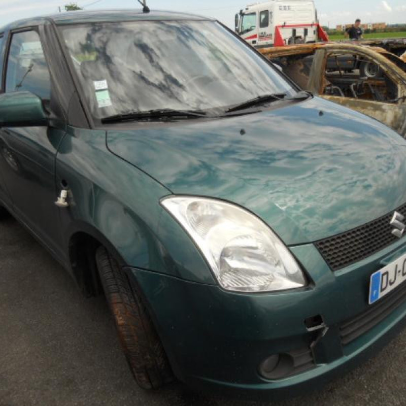 Demarreur SUZUKI SWIFT 3 Photo n°4