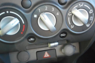 Leve vitre electrique avant gauche SUZUKI ALTO 3