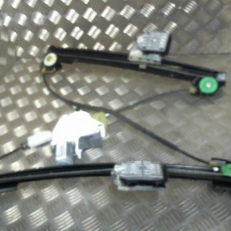 Leve vitre electrique arriere gauche CITROEN C6 Photo n°1