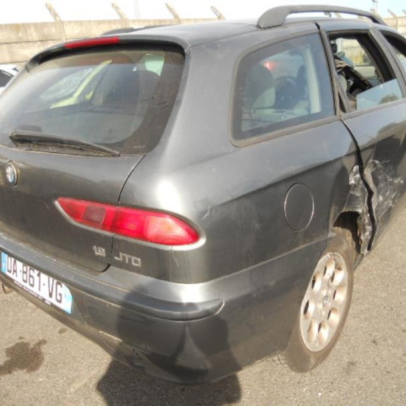 Porte avant droit ALFA ROMEO 156 Photo n°7