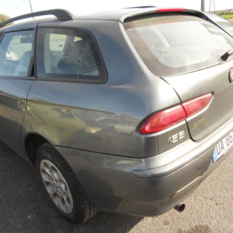Porte avant droit ALFA ROMEO 156 Photo n°8