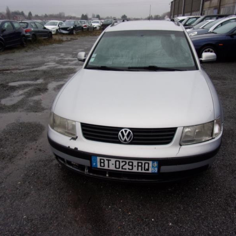 Porte arriere gauche VOLKSWAGEN PASSAT 4 Photo n°3