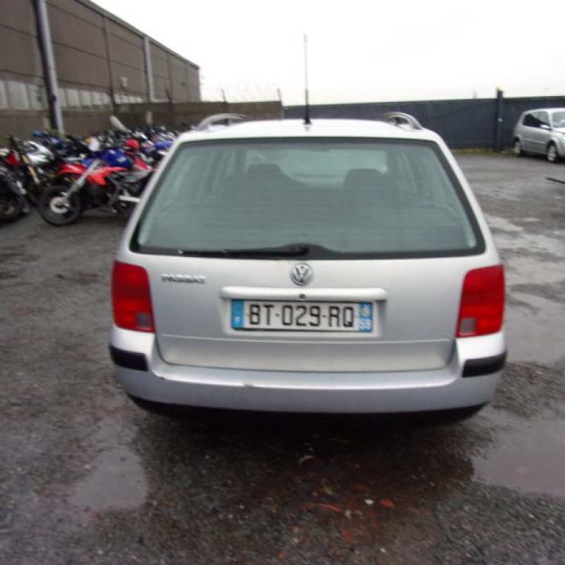 Porte arriere gauche VOLKSWAGEN PASSAT 4 Photo n°5