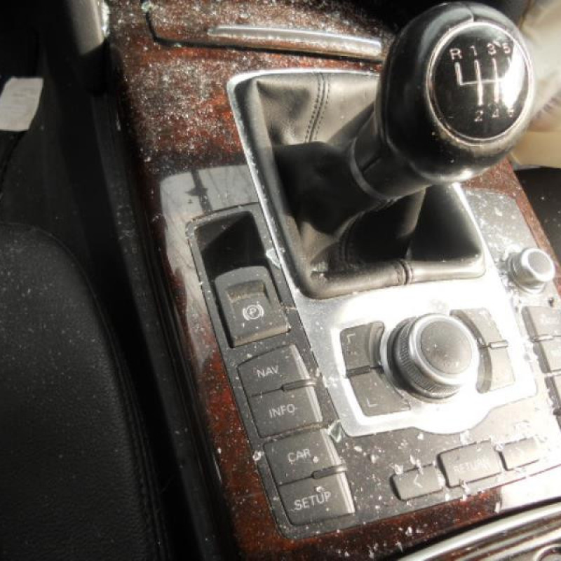 Leve vitre electrique arriere gauche AUDI A6 3 Photo n°9