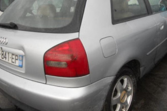 Retroviseur droit AUDI A3 1