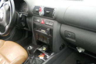 Retroviseur droit AUDI A3 1