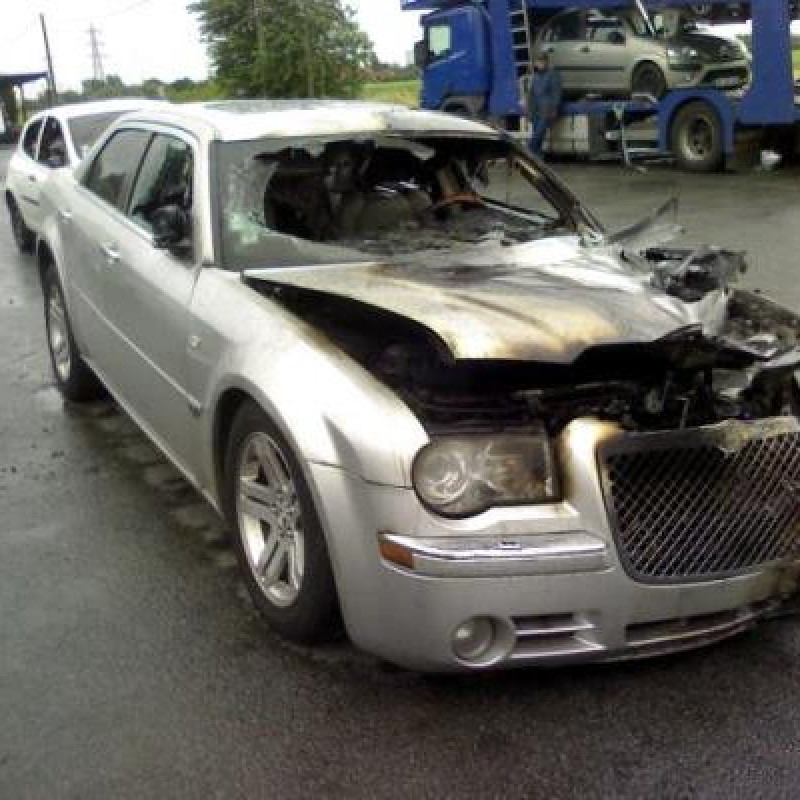 Malle/Hayon arriere CHRYSLER 300C Photo n°3