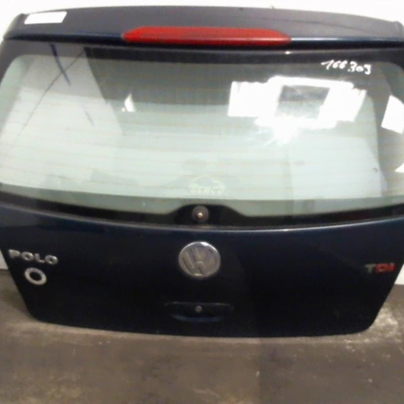 Malle/Hayon arriere VOLKSWAGEN POLO 4 Photo n°1
