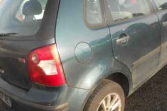 Malle/Hayon arriere VOLKSWAGEN POLO 4