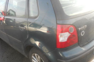 Malle/Hayon arriere VOLKSWAGEN POLO 4