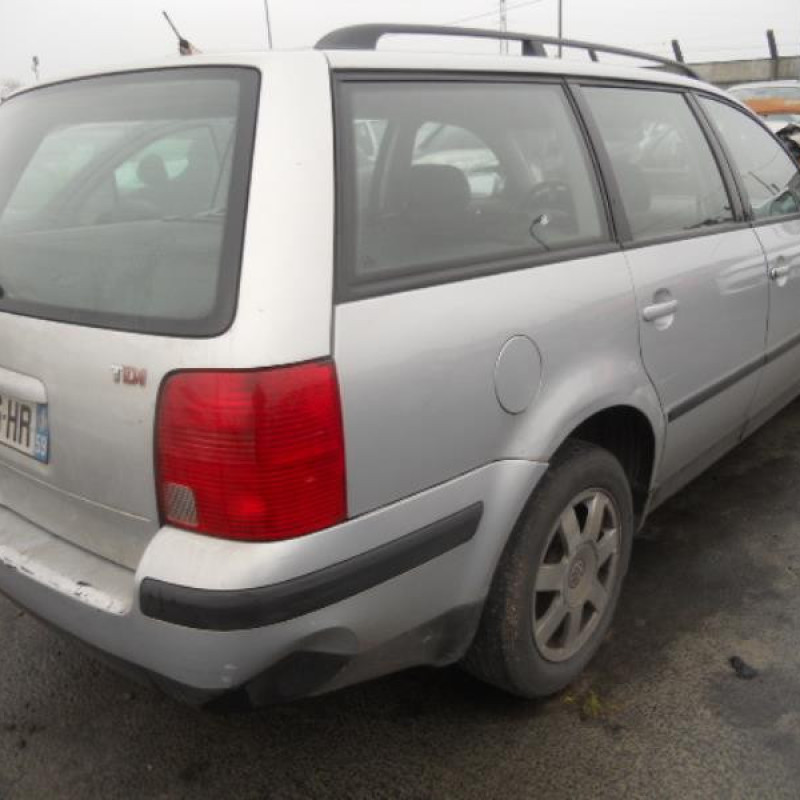 Porte arriere gauche VOLKSWAGEN PASSAT 4 Photo n°5