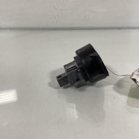 Bouton de warning PEUGEOT 108
