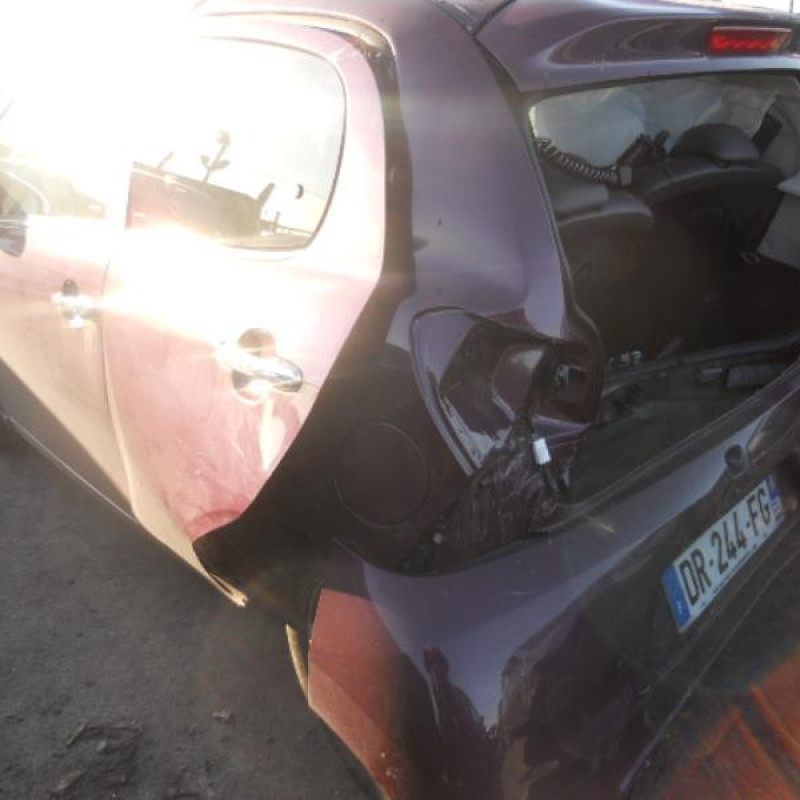 Bouton de warning PEUGEOT 108 Photo n°9