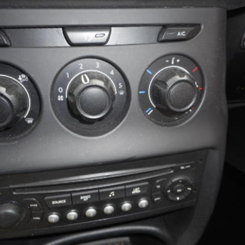 Serrure avant droit CITROEN C3 2 Photo n°8