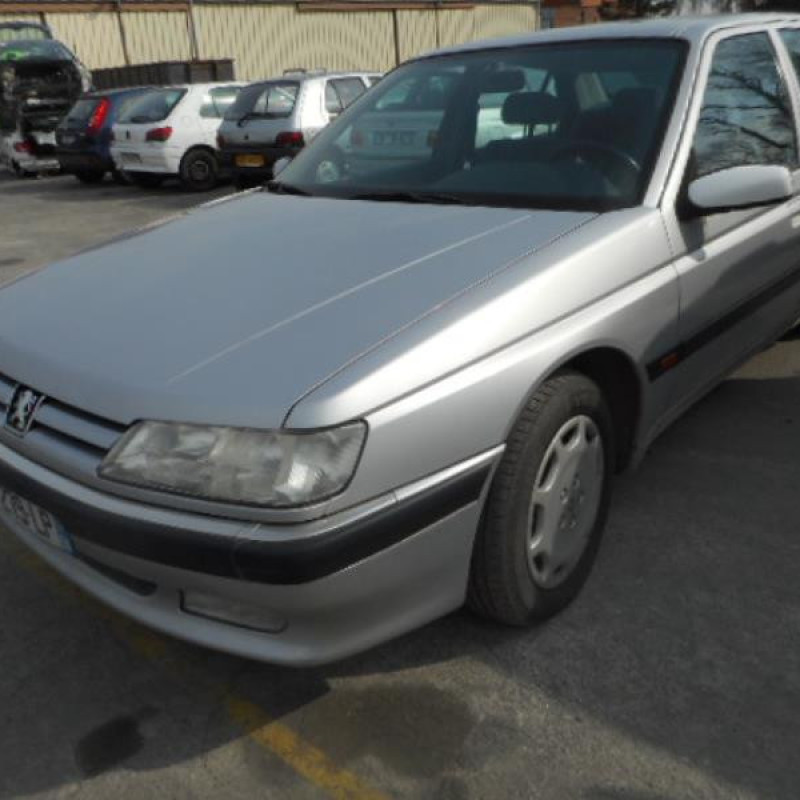 Fermeture de capot PEUGEOT 605 Photo n°4
