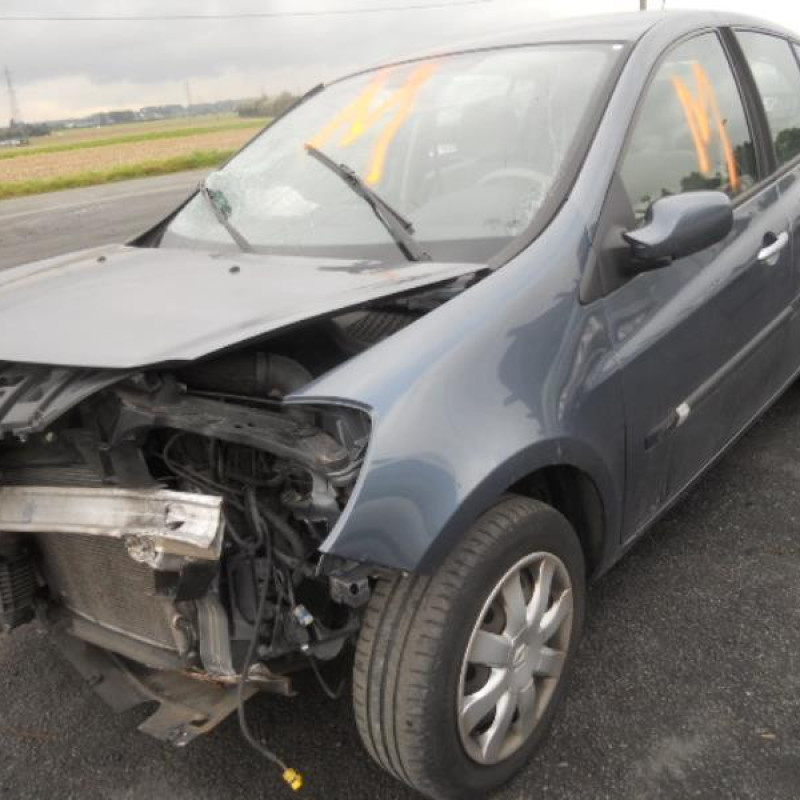Bloc ABS (freins anti-blocage) RENAULT CLIO 3 Photo n°1