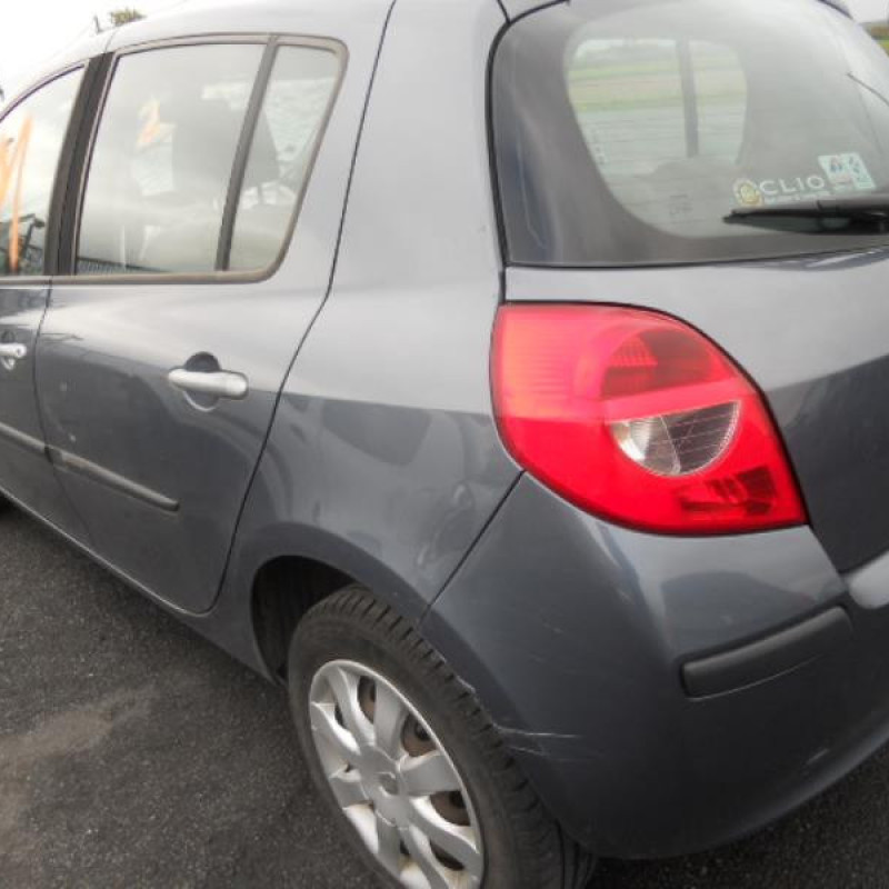 Bloc ABS (freins anti-blocage) RENAULT CLIO 3 Photo n°5