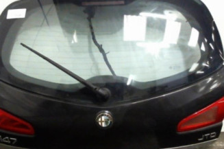 Malle/Hayon arriere ALFA ROMEO 147 Photo n°1