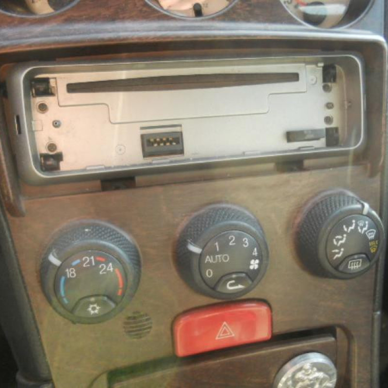 Porte avant droit ALFA ROMEO 156 Photo n°10