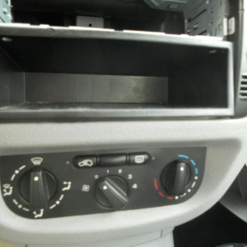 Poignee interieur avant gauche CITROEN C3 1 Photo n°9