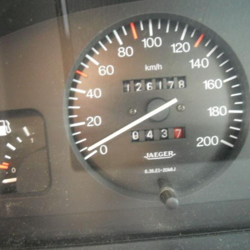 Malle/Hayon arriere CITROEN ZX Photo n°8