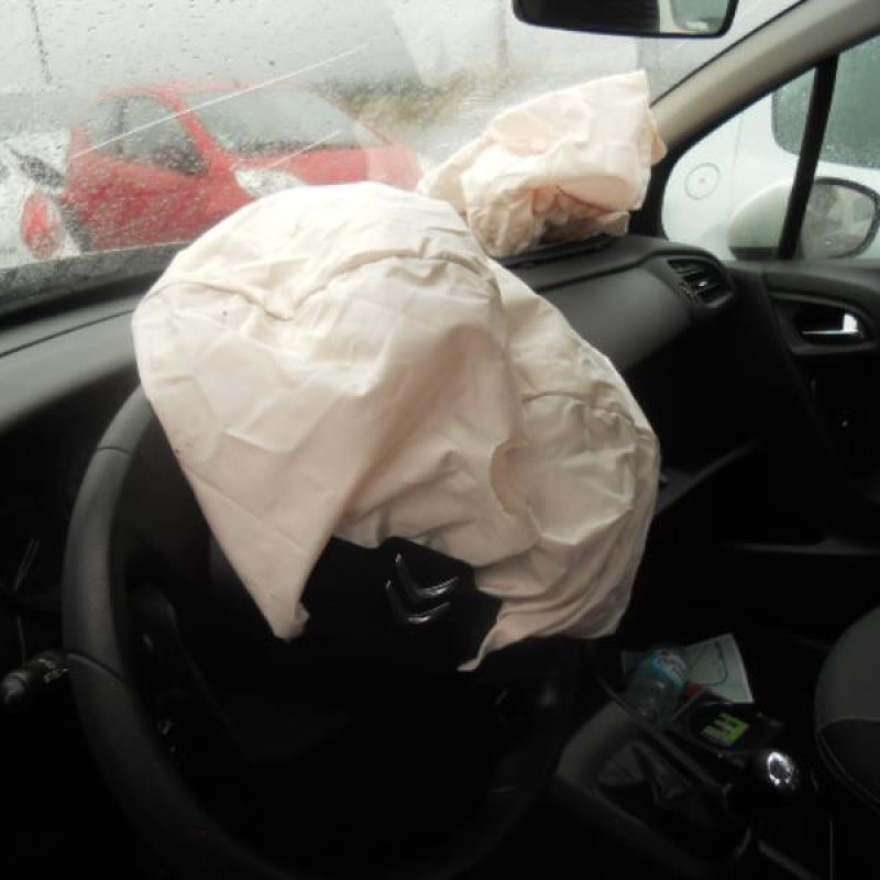 Bloc ABS (freins anti-blocage) CITROEN C3 2 Photo n°8