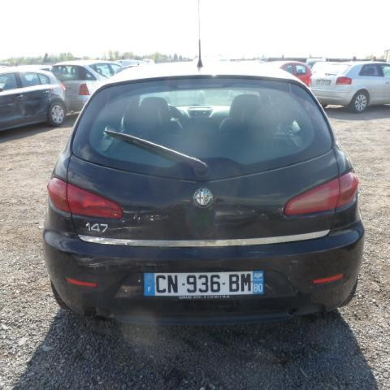 Feu arriere secondaire gauche (feux) ALFA ROMEO 147 Photo n°6