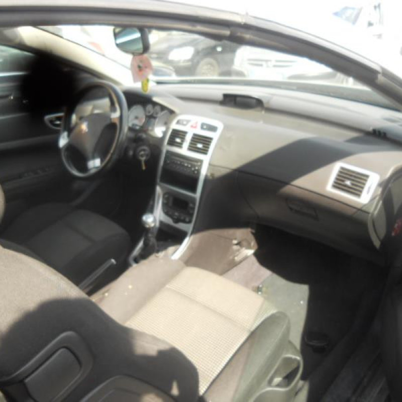 Verin de coffre PEUGEOT 307 Photo n°6