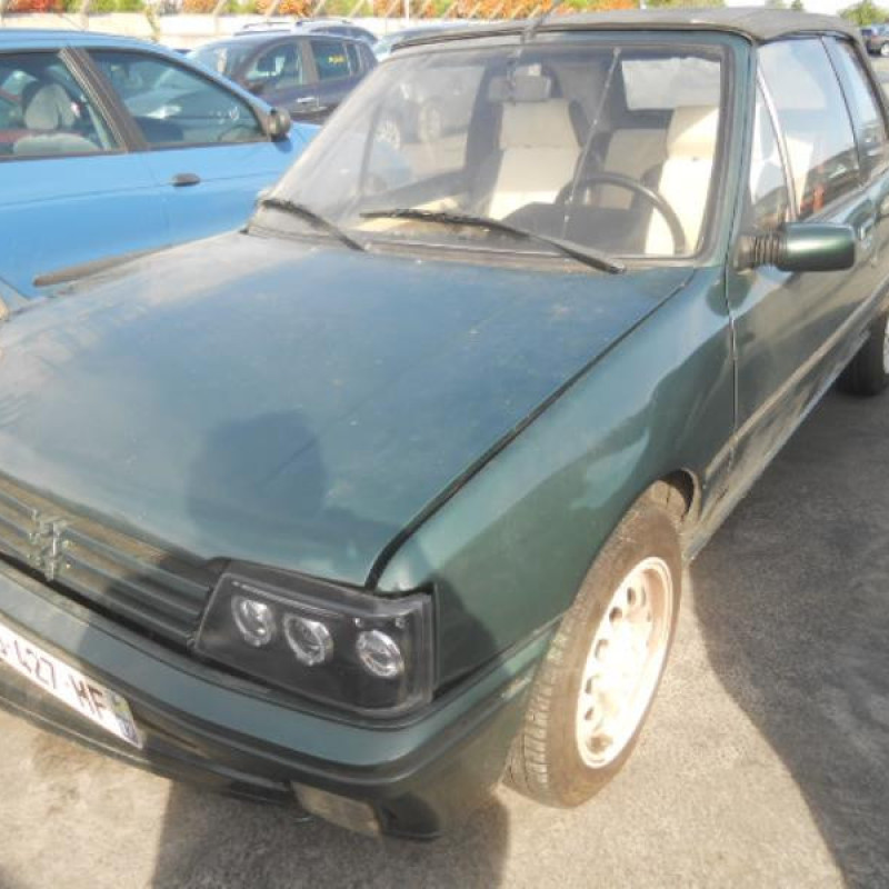 Retroviseur droit PEUGEOT 205 Photo n°4