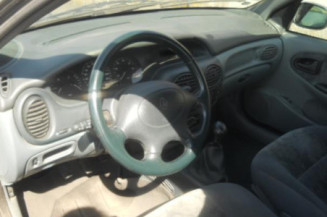 Retroviseur droit RENAULT MEGANE 1