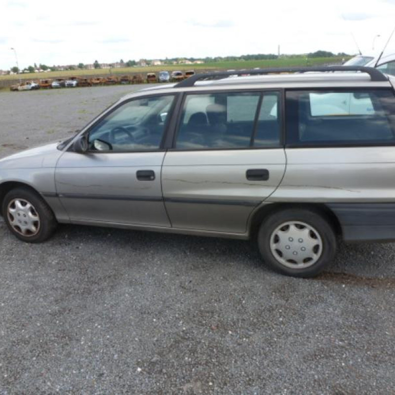Demarreur OPEL ASTRA F Photo n°6