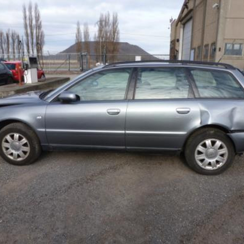 Retroviseur droit AUDI A4 1 Photo n°7