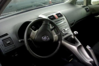 Bras essuie glace arriere TOYOTA AURIS 1
