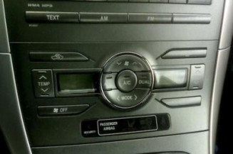 Bras essuie glace arriere TOYOTA AURIS 1