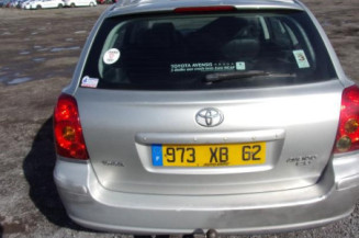 Retroviseur droit TOYOTA AVENSIS 2