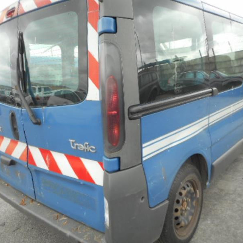 Capot RENAULT TRAFIC 2 Photo n°4